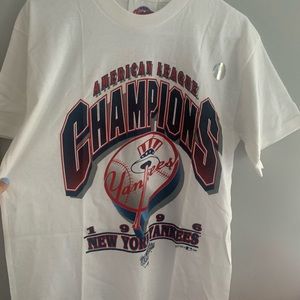 1996 Yankees shirt